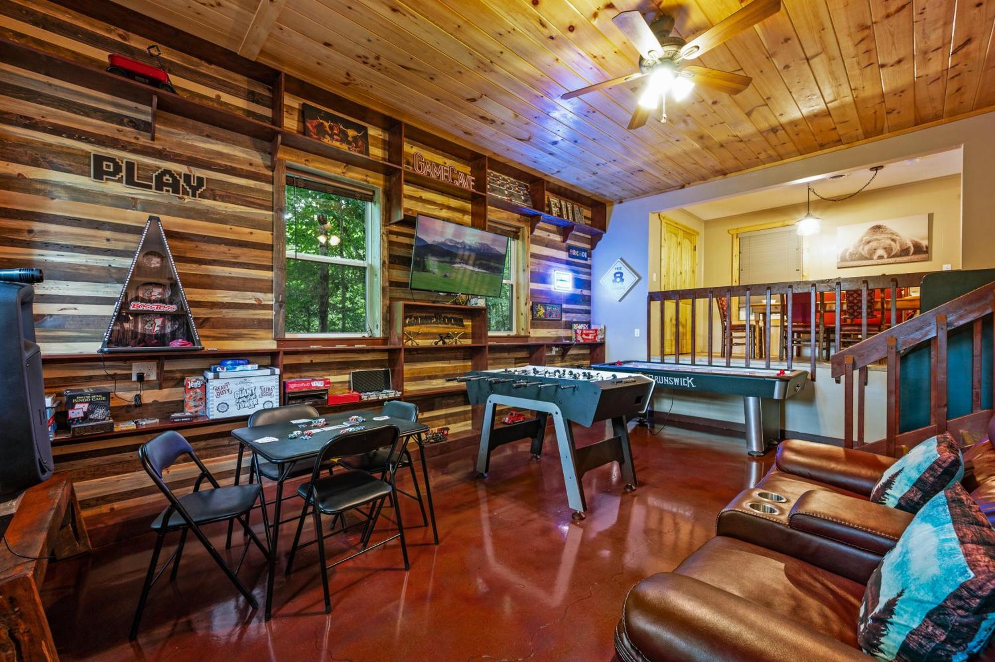 Beautiful Chalet With Fireplace And Large Game Room جاتلينبرج المظهر الخارجي الصورة