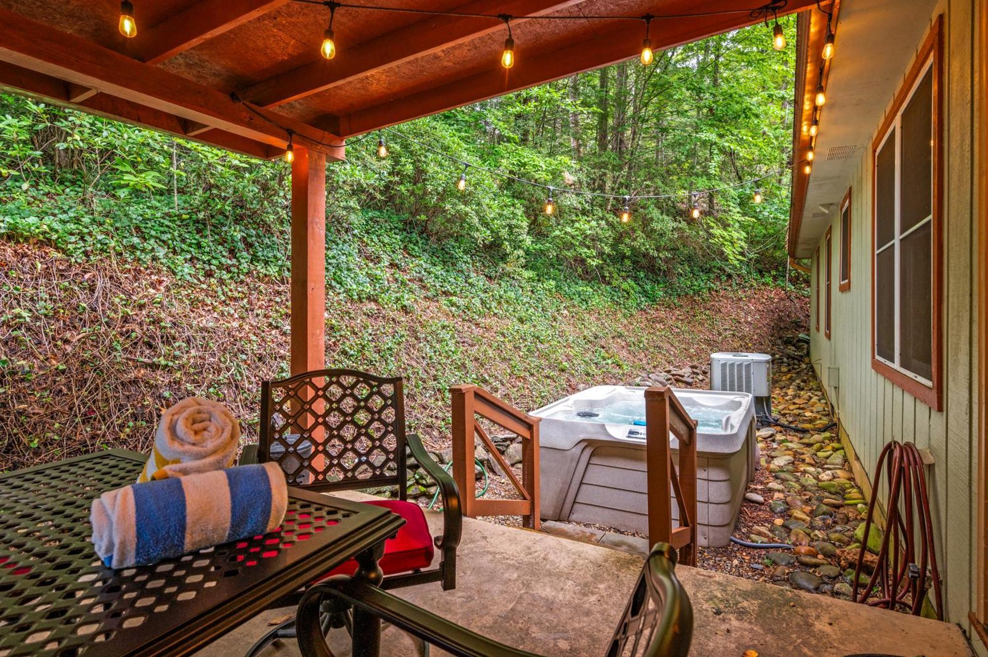 Beautiful Chalet With Fireplace And Large Game Room جاتلينبرج المظهر الخارجي الصورة