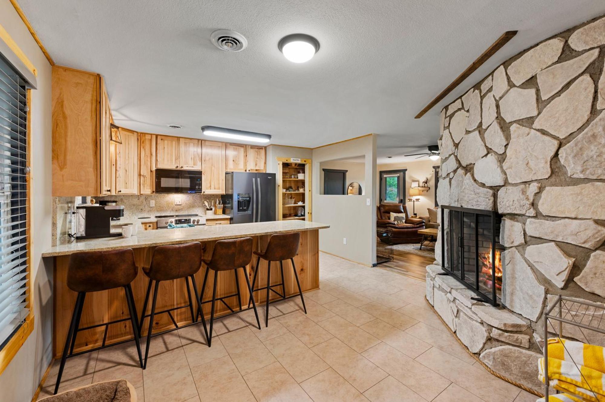 Beautiful Chalet With Fireplace And Large Game Room جاتلينبرج المظهر الخارجي الصورة